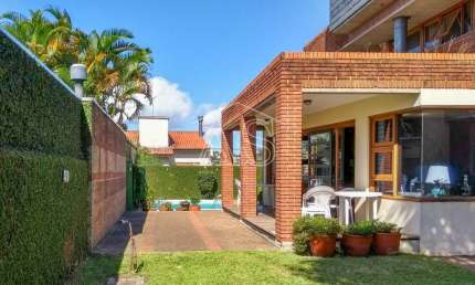 Casa com 3 quartos à venda na Rua de Souza Júnior, 74, Medianeira, Porto Alegre, 276 m2 por R$ 2.000.000