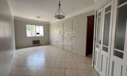 Casa em condomínio fechado com 4 quartos à venda na Rua Brasil, 1100, Centro, Canoas, 92 m2 por R$ 499.990