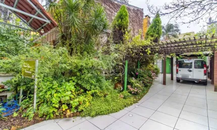 Casa com 4 quartos à venda na Rua João Abbott, 432, Petrópolis, Porto Alegre, 261 m2 por R$ 1.100.000