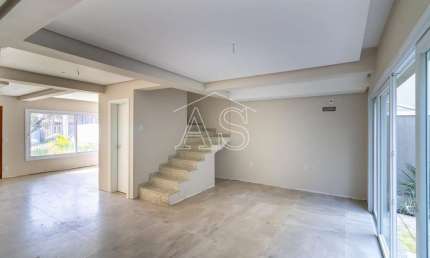 Casa com 3 quartos à venda na Rua Buarque de Macedo, 931, Higienópolis, Porto Alegre, 176 m2 por R$ 1.580.000