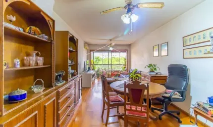 Apartamento com 3 quartos à venda na avenida coronel lucas de oliveira, 1960, petrópolis, porto alegre, 111 m2 por r$ 620.000