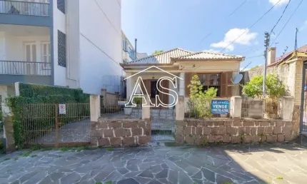 Casa com 3 quartos à venda na Rua Paissandu, 412, Partenon, Porto Alegre, 116 m2 por R$ 560.000