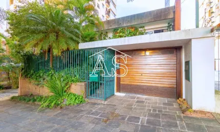 Casa com 3 quartos à venda na Rua Professor Langendonck, 72, Petrópolis, Porto Alegre, 220 m2 por R$ 1.320.000