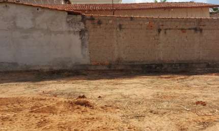 LOTE NO BAIRRO 3 BARRAS EM CONTAGEM 525 m2 POR APENAS R$ 520.000,00