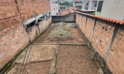 Terreno à venda na Rua Dom Aristides, 32, Parque Xangri-Lá, Contagem