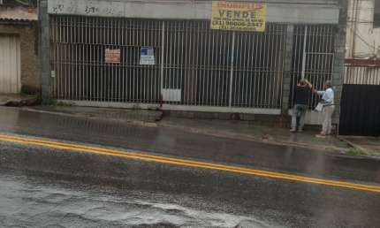 LOJA LOCALIZADA NO SALGADO FILHO, FRENTE RUA CAMPO FORMOSO, 90m2