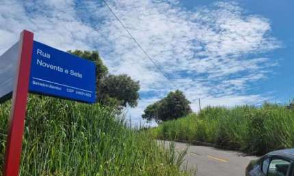Terreno à venda na Rua Noventa e Sete, Balneário Bambuí (Ponta Negra), Maricá por R$ 79.000