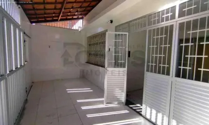 Casa Para Vender com 4 quartos, sendo 2 suítes no bairro Siqueira Campos em Aracaju