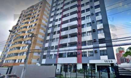 Apartamento Para Vender com 4 quartos, sendo 1 suíte no bairro Luzia em Aracaju