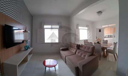 Casa Para Vender com 3 quartos, sendo 1 suíte no bairro Luzia em Aracaju