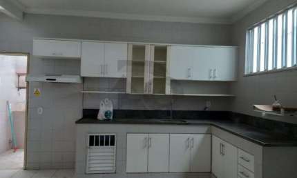 Casa Para Vender com 4 quartos, sendo 1 suíte no bairro Luzia em Aracaju