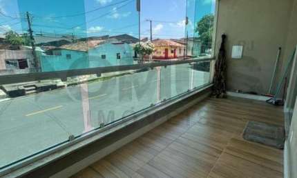 Casa Para Vender com 4 quartos 2 suítes no bairro Dezoito do Forte em Aracaju