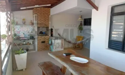 Casa Para Vender com 3 quartos 2 suítes no bairro Atalaia em Aracaju