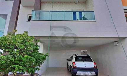 Casa Para Vender com 4 quartos 2 suítes no bairro Atalaia em Aracaju
