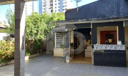 Casa Para Vender com 6 quartos 3 suítes no bairro Centro em Aracaju