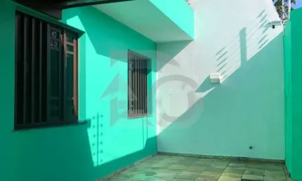 Casa Para Vender com 4 quartos 1 suíte no bairro Luzia em Aracaju