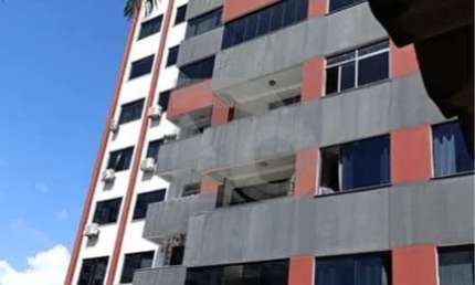 Apartamento Para Vender com 3 quartos 1 suíte no bairro Treze de Julho em Aracaju