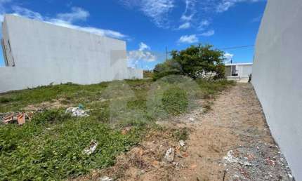 Lote / Terreno de Bairro Para Vender no bairro Luar da Barra em Barra Dos Coqueiros