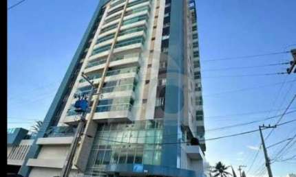 Apartamento Para Vender com 4 quartos 2 suítes no bairro Atalaia em Aracaju