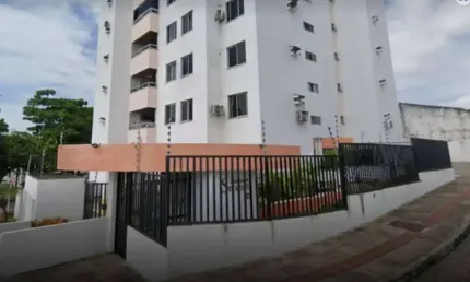 Apartamento Para Vender com 3 quartos 1 suítes no bairro Luzia em Aracaju