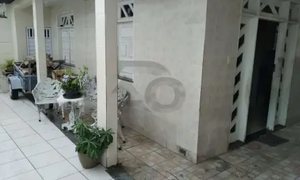 Casa para vender com 3 quartos 3 suítes no bairro farolândia em aracaju