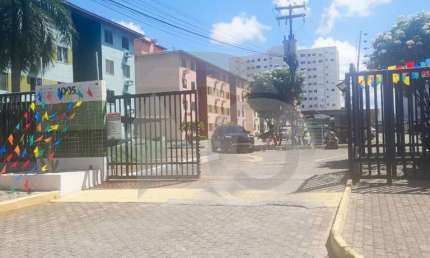 Apartamento Para Vender com 3 quartos no bairro Farolândia em Aracaju