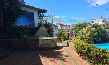 Casa Para Vender com 4 quartos 2 suítes no bairro Atalaia em Aracaju