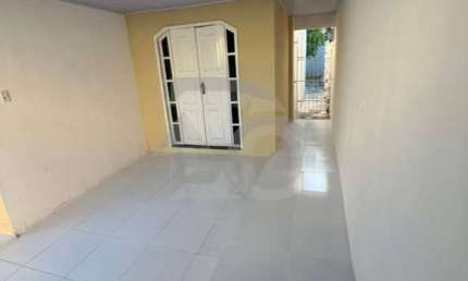 Casa Para Vender com 3 quartos 1 suíte no bairro João Alves Filho em Nossa Senhora Do Socorro