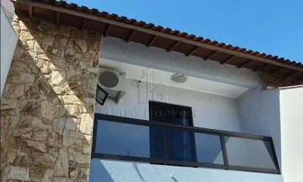 Sobrado Espaçoso e Bem Equipado na Vila Floresta, Santo André