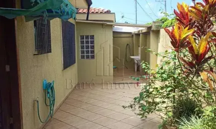 Casa Térrea de Esquina no Jardim Stella, Santo André