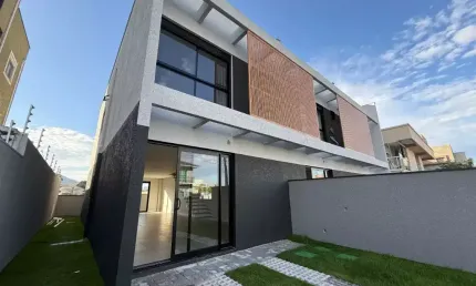 Casas Exclusivas a 1km da Praia dos Ingleses – Região das Gaivotas