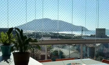 Apartamento 2 dormitórios mobiliado CLUBE PÉ NA AREIA -Costão Gaivotas