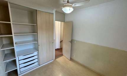 VENDA de Casa Modelo Isabela, 2 Quartos Planejados, Cozinha Planejada e Quintal no Condomínio no Villa Flora em Sumaré/SP
