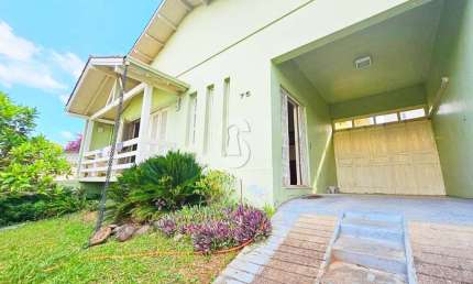 Casa com 3 quartos à venda no Jardim América, São Leopoldo  por R$ 590.000