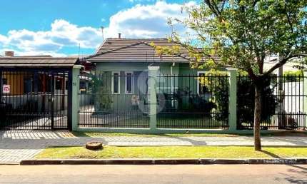 Casa com 2 quartos à venda no Parque Amador, Esteio  por R$ 750.000