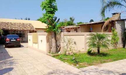 Casa com 4 quartos à venda no Feitoria, São Leopoldo  por R$ 380.000