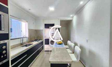 Cobertura Mobiliada em Condomínio Próximo à Praia nos Ingleses!