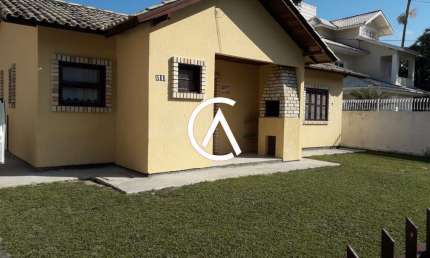 2 Casas Geminadas Mobiliadas, Terreno Amplo, Ingleses Norte - Oportunidade Única