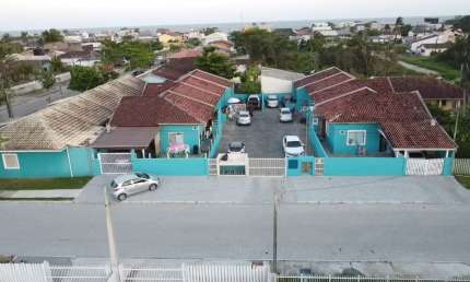 Casa em condomínio fechado com 2 quartos para alugar no Coroados, Guaratuba 