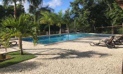 Apartamento Mobiliado para Temporada em Mata de São João / BA no bairro Açu da Torre