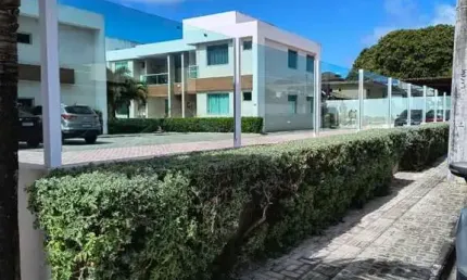 Excelente apartamento à venda em Lauro de Freitas-BA, no bairro Buraquinho, com 4 quartos e 2 suítes!