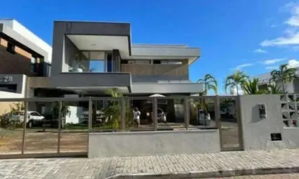 Casa 4 dormitórios ou + para Venda em Lauro de Freitas / BA no bairro Buraquinho