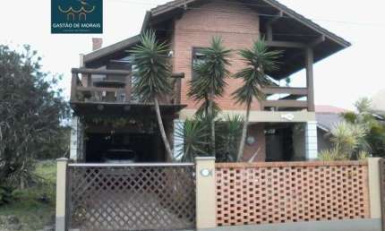 Casa para Venda em Balneário Piçarras, ITACOLOMI, 6 dormitórios, 2 suítes, 6 banheiros, 4 vagas