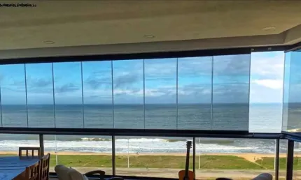 Apartamento para venda em balneário piçarras, itacolomi, 3 dormitórios, 3 suítes, 3 banheiros, 2 vagas