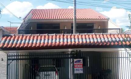 Lindo Sobrado de 175 m², Pinheirinho - Curitiba- Pr
