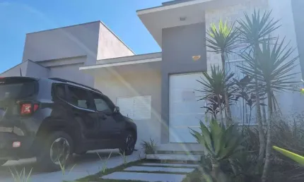 Casa de condomínio à venda, no Condomínio Terras de São Francisco,  em Sorocaba, Cajuru do Sul, com 2 quartos, 96,45m²