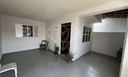 Casa para Locação em Indaiatuba, Núcleo Habitacional Brigadeiro Faria Lima, 2 dormitórios, 1 banheiro, 1 vaga