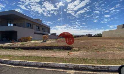 Terreno GOLDEN PARK - 972 m² à Venda em Cond. de Alto Padrão - Mirassol/SP