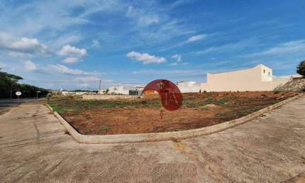 Excelente Oportunidade de Terreno Comercial à Venda - Bairro Santa Regina, Rio Preto