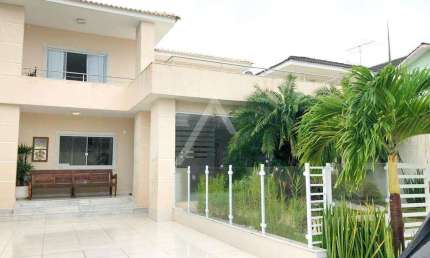 Casa em Condomínio para Venda em Lauro de Freitas, Vilas do Atlântico, 5 dormitórios, 5 suítes, 6 banheiros, 4 vagas